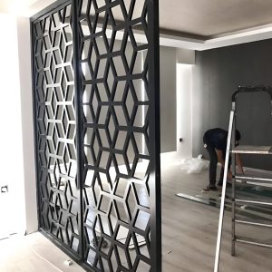 Divisor de ambientes en aluminio o MDF